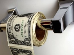 Завтра в Крым поступят первые финансовые вливания из России