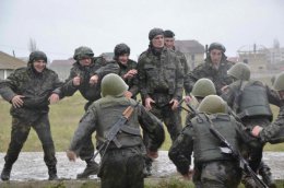 Украинские морпехи разогнали отряд титушек-диверсантов (ВИДЕО)