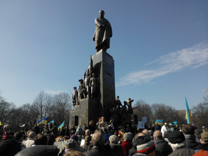 Митинг в поддержку целостности и независимости Украины в Харькове (ФОТО)