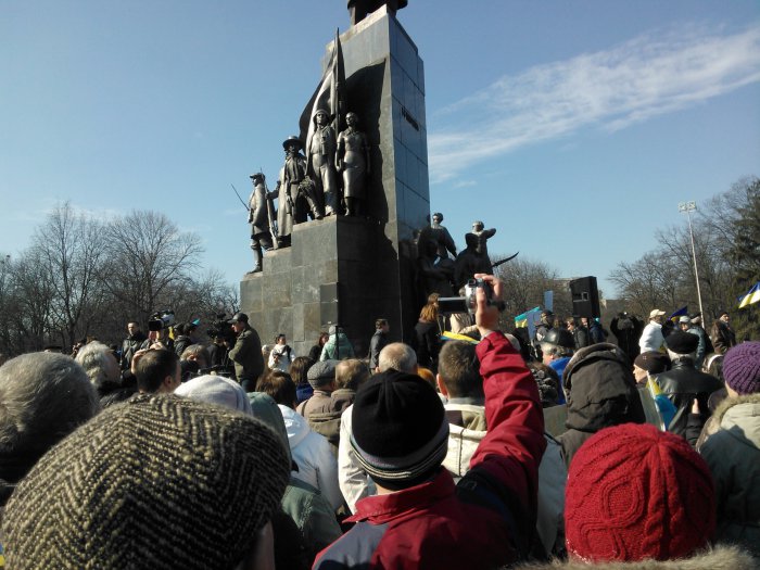 Митинг в поддержку целостности и независимости Украины в Харькове (ФОТО)