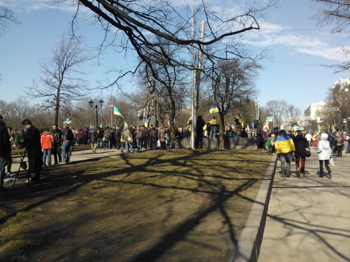 Митинг в поддержку целостности и независимости Украины в Харькове (ФОТО)