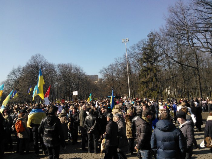 Митинг в поддержку целостности и независимости Украины в Харькове (ФОТО)