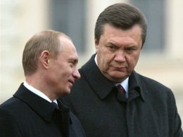 Янукович "фомка" в руках России