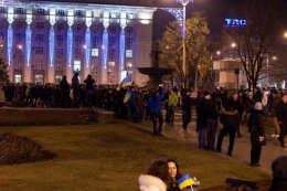 Участники антивоенного митинга "За единую Украину!" убиты росйскими титушками (ВИДЕО)