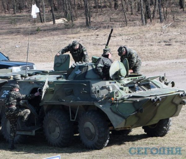 Военные силы Украины готовы защищать Родину от врагов (ФОТО)