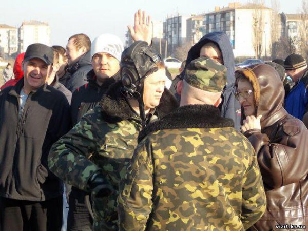 В Арабатскую стрелку прилетели украинские боевые вертолеты (ФОТО+ВИДЕО)
