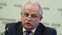 НБУ устроил люстрацию "моечными" банками "семьи"