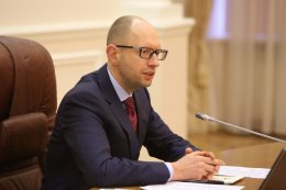 Яценюк отметил, что конфликт с РФ перешел из политической плоскости в военную