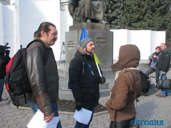 Харьковчане не нуждаются в защите Путина (ФОТО)