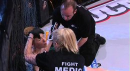 Нокаут за одну секунду (ВИДЕО) Нокаут за одну секунду (ВИДЕО)