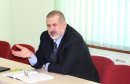 Меджлис на заседании призвал власти Крыма разоружить местную самооборону (ФОТО)