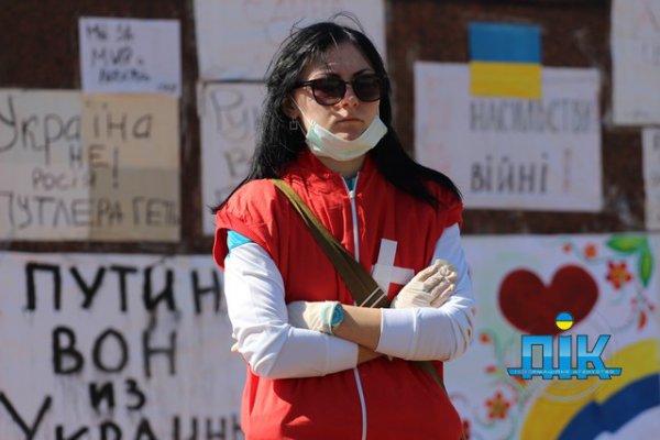 В Херсоне около двух тысяч человек выступило против сепаратизма (ВИДЕО))