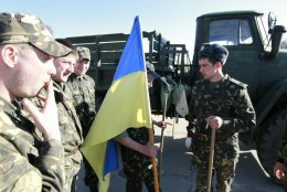 Сегодня началась передислокация из Крыма военнослужащих ВСУ