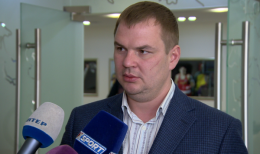 Булатов просит СМИ не сравнивать титушек со спортсменами