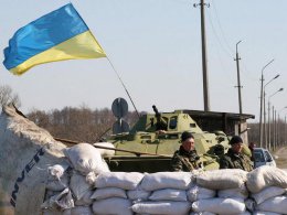 Украинские военные до автоматизма оттачивают теоретические и практические навыки (ФОТО)