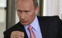 По мнению эксперта, падение уровня жизни россиян обрушит путинскую диктатуру