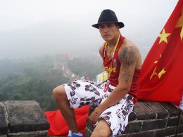 Александр Усик побывал на семинаре для «молодых послов» (ВИДЕО)
