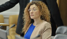 Инна Отрош после получения российского паспорта возглавила суд в Ялте