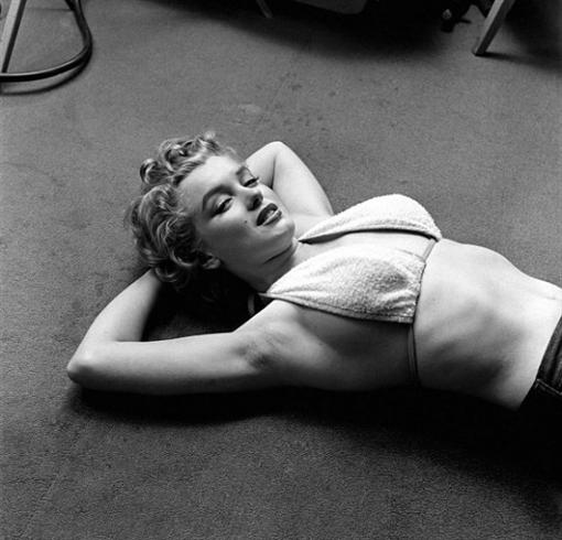 Редкие снимки Мэрилин Монро в спортзале попали в Интернет (ФОТО)