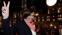 Впервые в истории мэром Парижа стала женщина