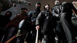«Правый сектор» намерен и дальше вооружаться
