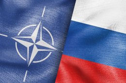 НАТО обвиняет Россию в "пропаганде и дезинформации"