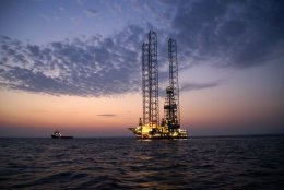 Разработки на шельфе Черного моря передадут "Газпрому"