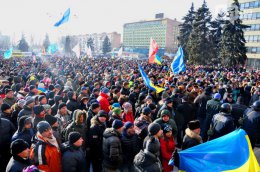 Два митинга собрались друг против друга в Запорожье