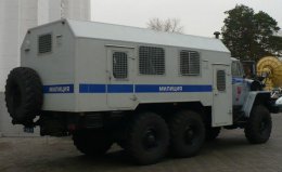 Милиция Запорожья вывозит автозаками пророссийских активистов (ВИДЕО) Милиция Запорожья вывозит автозаками пророссийских активистов (ВИДЕО)