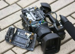 Журналисты, освещающие события на Востоке Украины, подвергаются нападениям