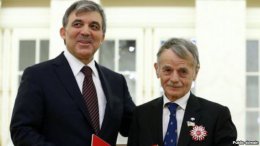 Джемилеву присудили высшую государственную награду Турции