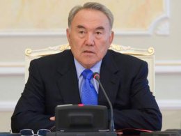 Президент Казахстана переживает за судьбу "братского украинского народа"