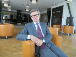 Сергей Тарута: «На мой взгляд, центральные власти отстают»