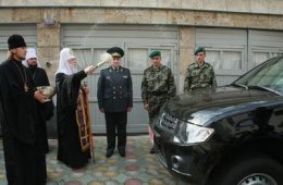 Патриарх Филарет подарил пограничникам освященные авто и экипировку