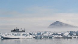 Павел Астахов вместе с семью подростками оказался в снежном плену на Северном Полюсе