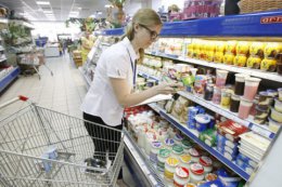 Украинские конфеты и сыр пока не вернутся на российские прилавки