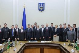 Правительство Украины предложило провести 25 мая общенациональный опрос