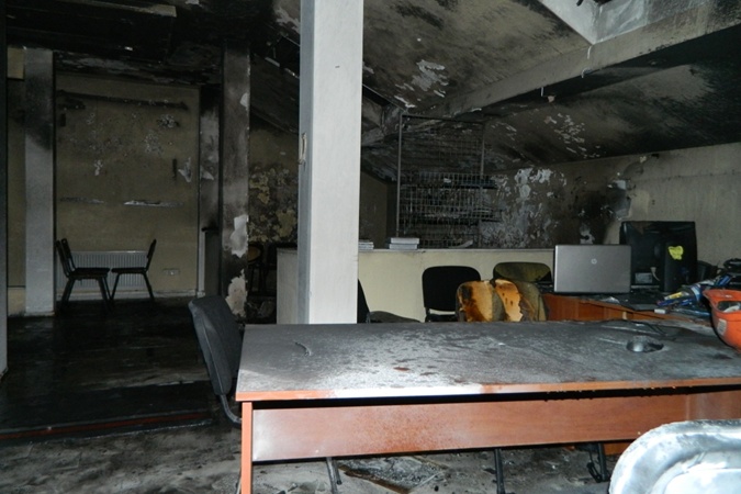 В Одессе неизвестные пытались сжечь штаб "Свободы" (ФОТО)