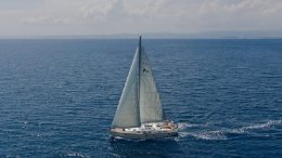 Сотрудники пограничной службы Румынии спасли граждан Украины, дрейфовавших на яхте