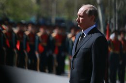 Путин вручил медали "за Крым"