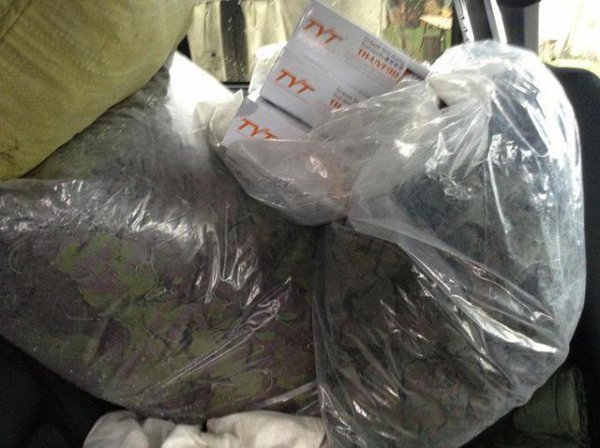 Активисты группы АРМИЯ SOS развернут центр помощи военным (ФОТО)