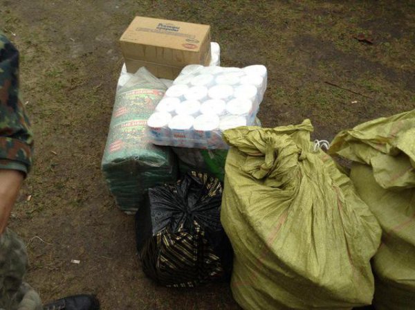 Активисты группы АРМИЯ SOS развернут центр помощи военным (ФОТО)