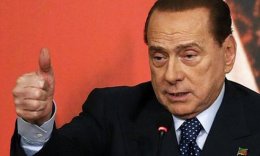 Сильвио Берлускони приступил к выполнению общественных работ в доме престарелых