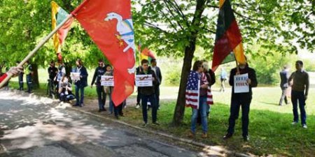 В Литве общественные активисты выразили свое несогласие с оккупацией Крыма Россией (ФОТО)