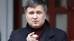 Аваков собрался уничтожать террористов до последнего