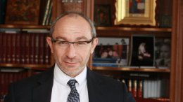 Геннадий Кернес пообещал вернуться через несколько недель в Харьков