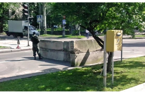 Боевики установили блокпосты в центре Донецка (ФОТО)
