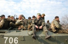 Кабмин повысил на 80% зарплату военнослужащим, задействованным в АТО