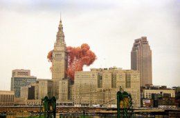 Гигантское облако потрясло жителей Кливленда и привело к гибели людей (ФОТО) Гигантское облако потрясло жителей Кливленда и привело к гибели людей (ФОТО)