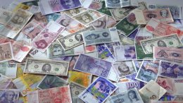 По мнению эксперта, украинцы начали терять интерес к иностранной валюте